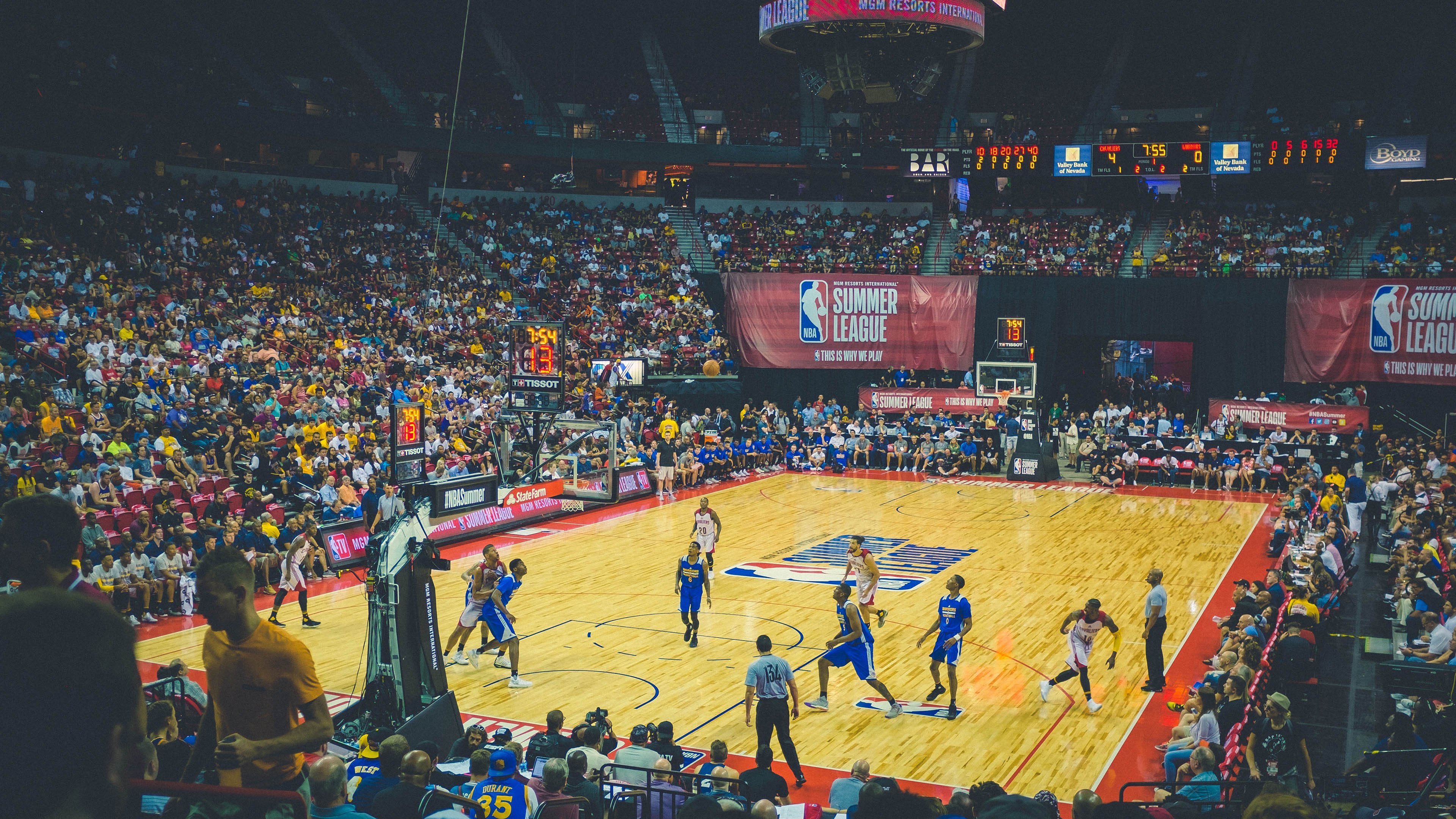 勇士复苏击败太阳，穆迪和库里带队稳步前进，勇士新秀穆迪身高